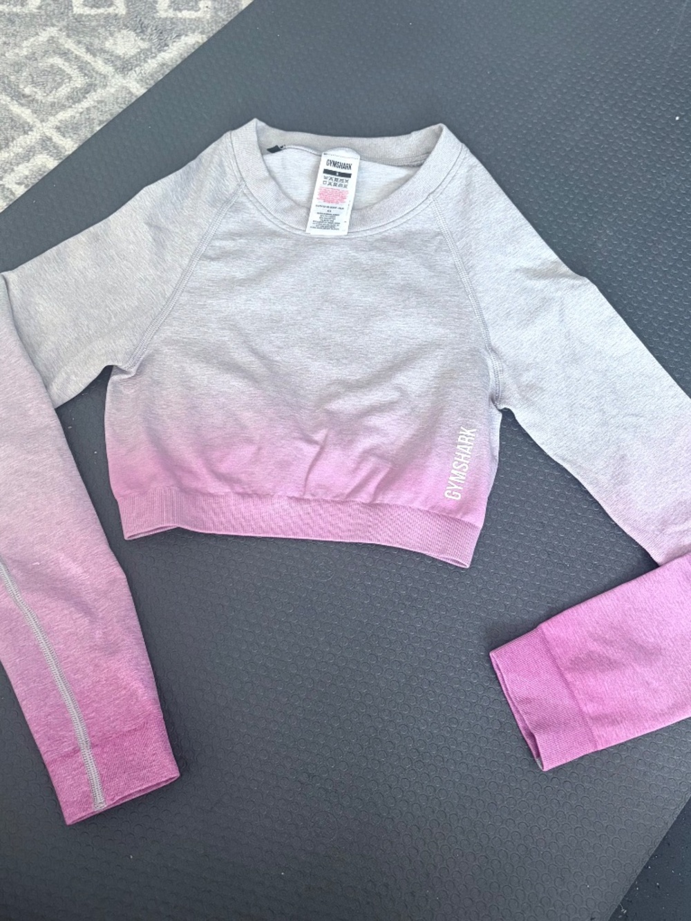 💪💖✨ Gymshark Adapt Ombre Seamless Long Sleeve Crop Top (SMALL) ✨💖💪